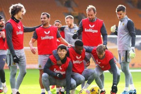 九州体育-球队阵容变动频繁，打乱节奏不得不解决！