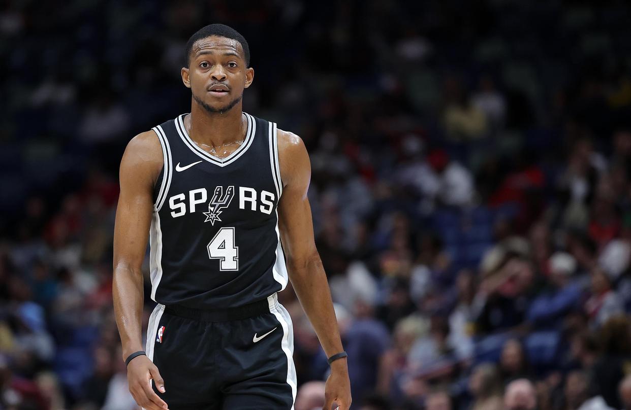 马刺队老将连续发挥，球队稳健前行的简单介绍