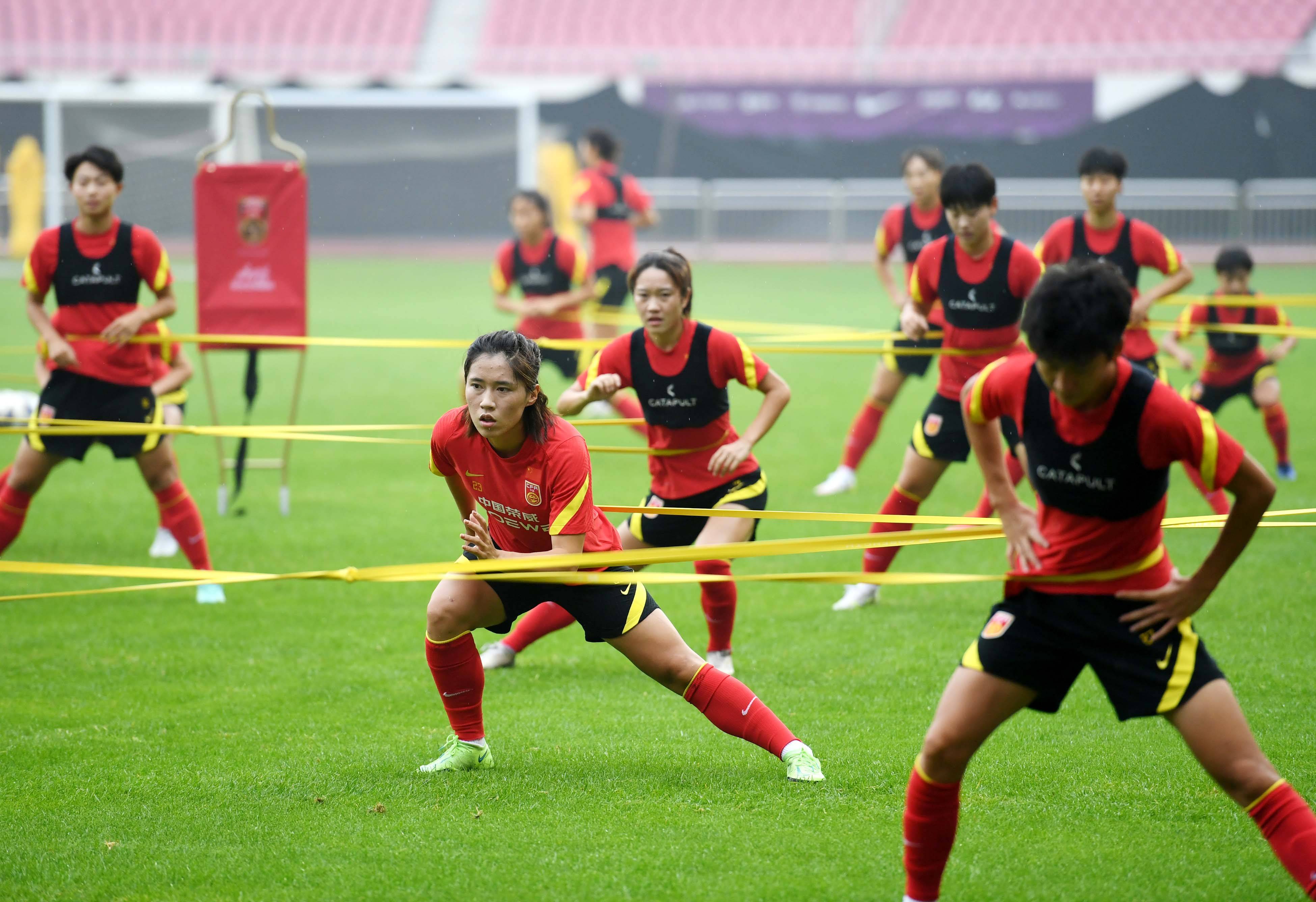 中国女足备战亚洲杯,全力以赴 中国女足备战亚洲杯,全力以赴